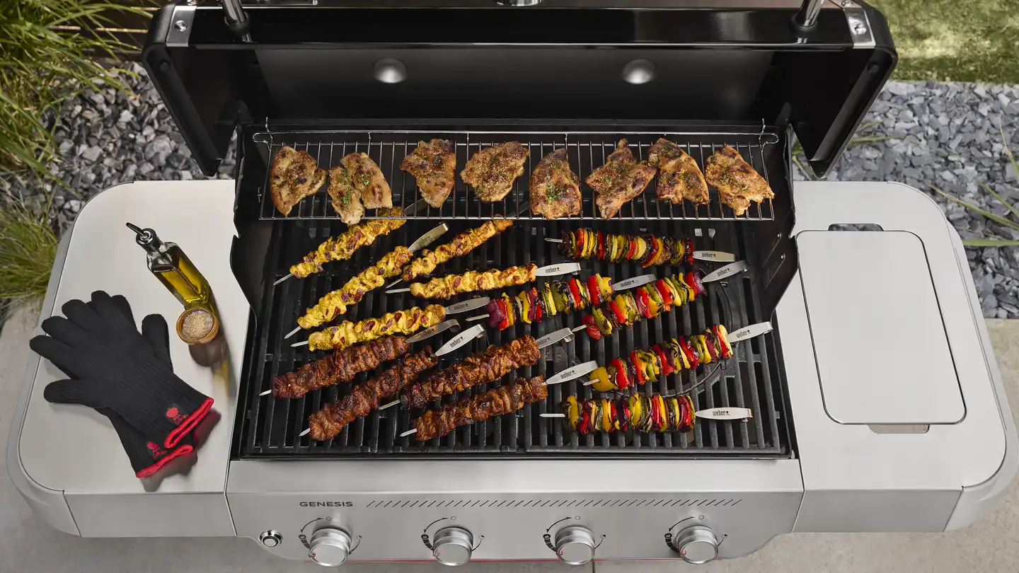 Kaasugrilli Weber Genesis E-415W