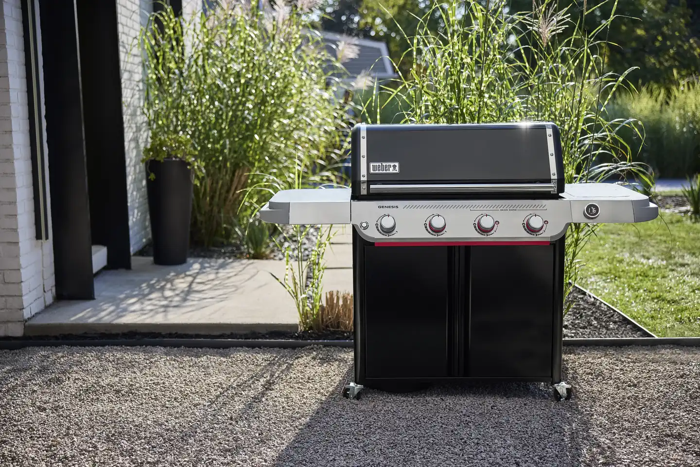 Kaasugrilli Weber Genesis EX-425W